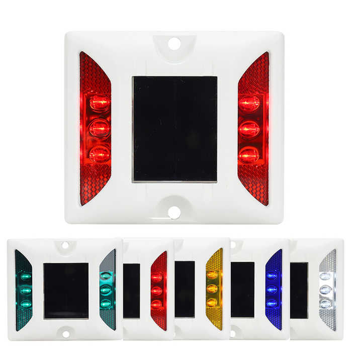 Epistar LED Chip Aluminium Solar LED Road Studs 2.5V For Road Safety Solutions